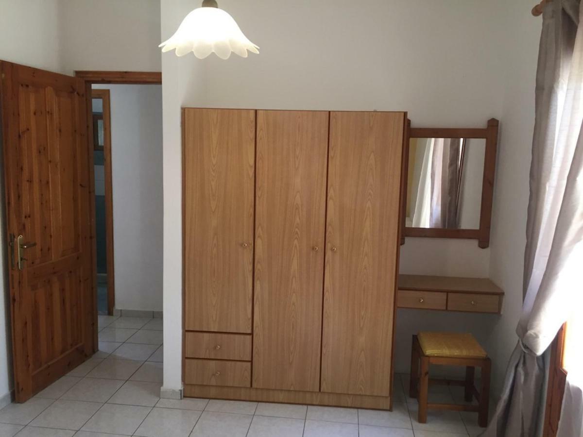 Asimina Apartment อิสตรอน ภายนอก รูปภาพ