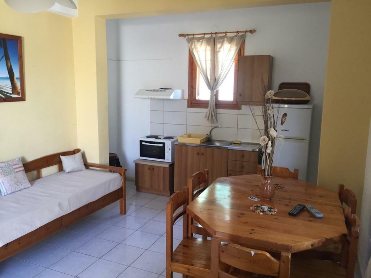 Asimina Apartment อิสตรอน ภายนอก รูปภาพ