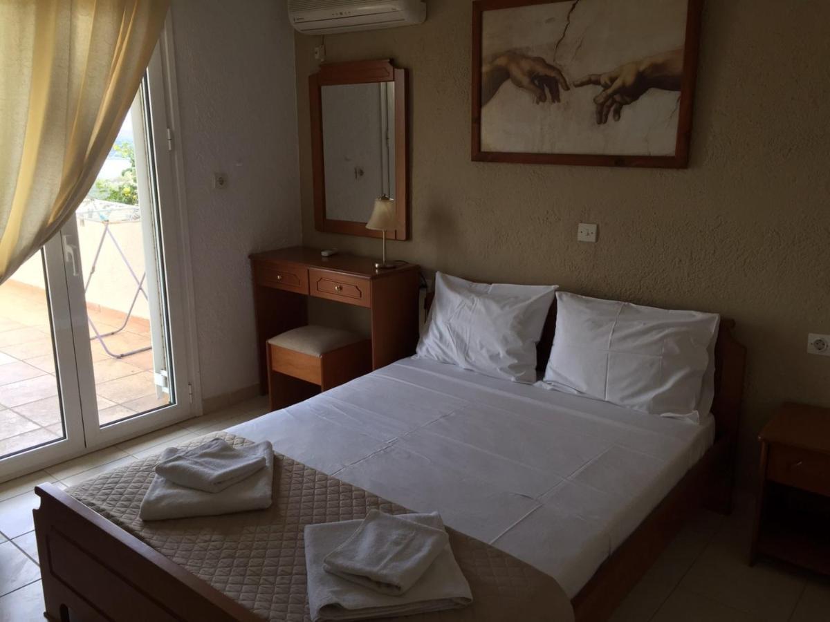 Asimina Apartment อิสตรอน ภายนอก รูปภาพ
